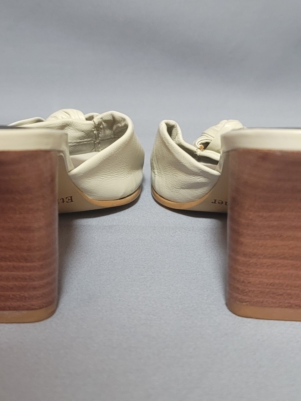 Etienne Aigner Cream Knot Leather Slide Sandals - Picture 5 of 7